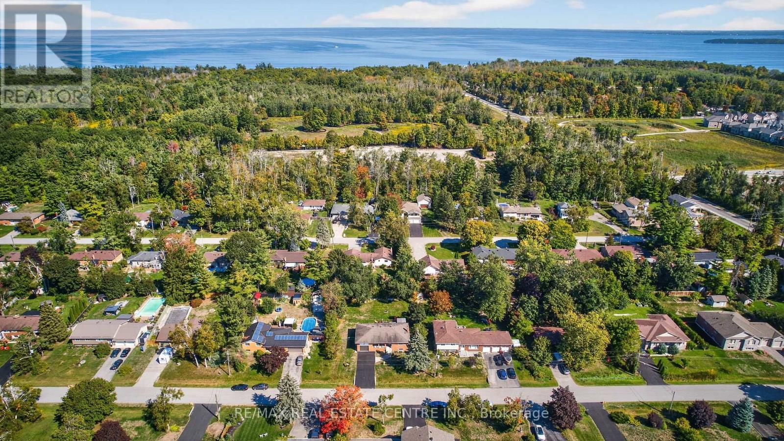 3047 Sandy Cove Drive, Innisfil, Ontario  L9S 2K1 - Photo 43 - N12411835