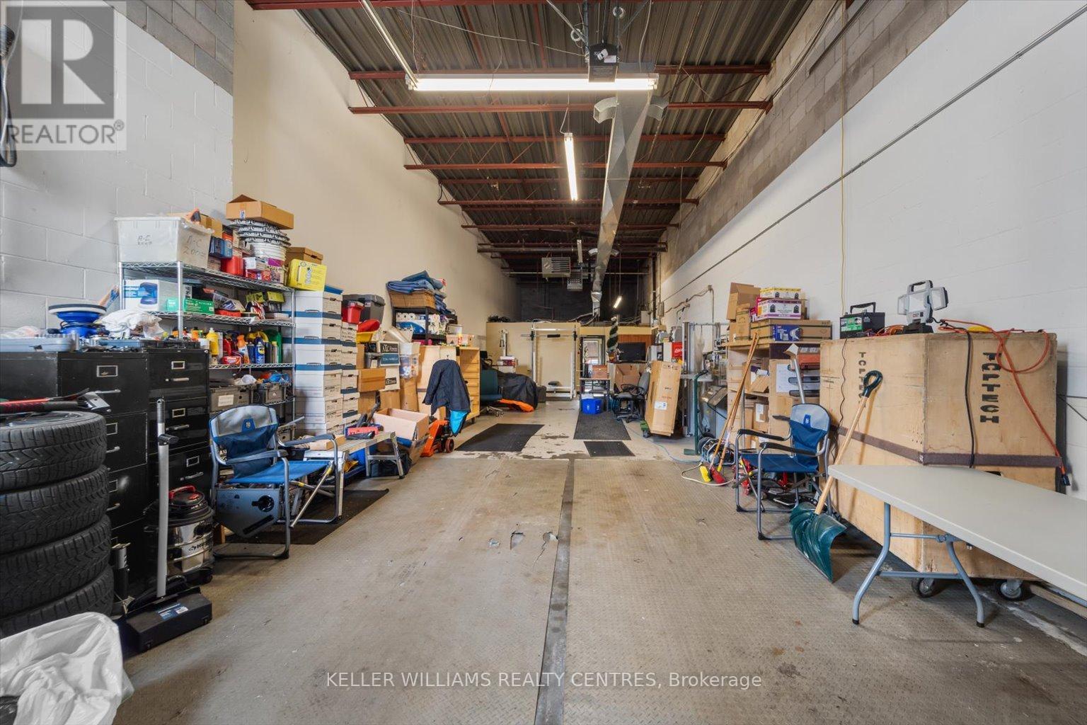 10 - 90 Esna Park Drive, Markham, Ontario  L3R 2R2 - Photo 3 - N12411928