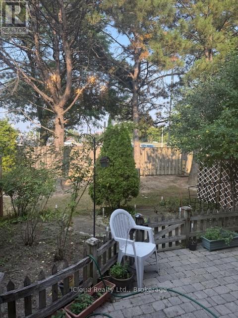 42 - 11 Plaisance Rd Road E, Richmond Hill, Ontario  L4C 5H1 - Photo 20 - N12411960