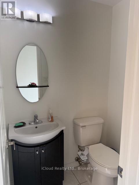 42 - 11 Plaisance Rd Road E, Richmond Hill, Ontario  L4C 5H1 - Photo 6 - N12411960
