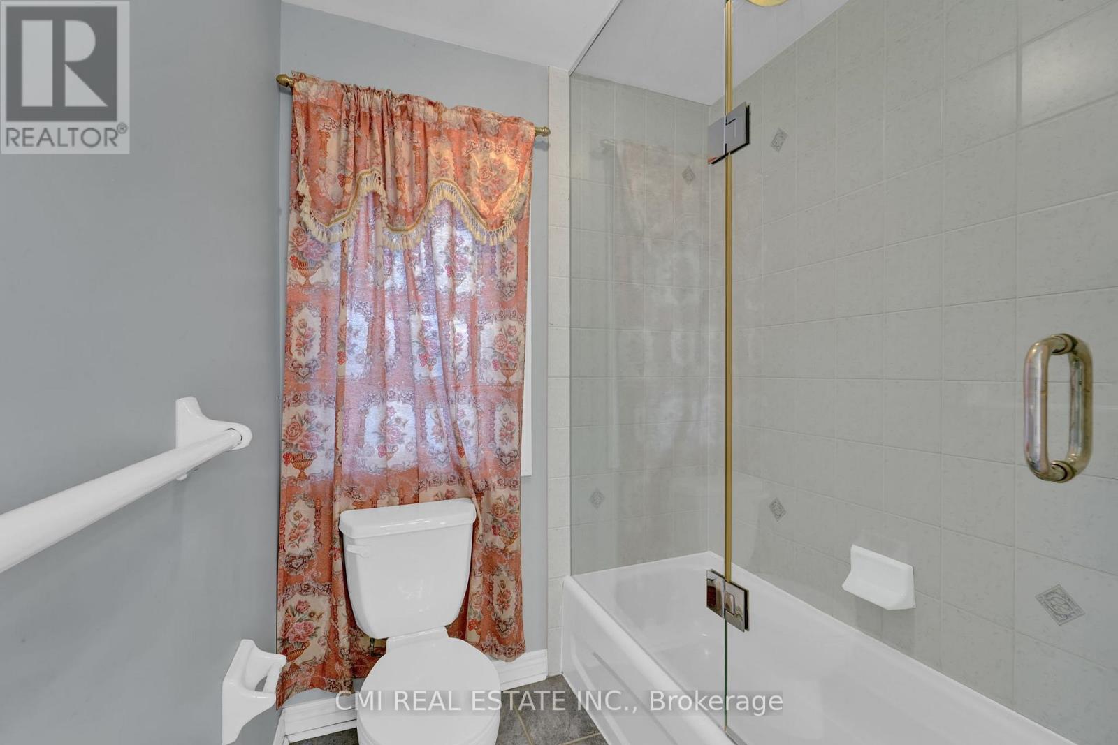 32 Hislop Drive, Markham, Ontario  L6B 0C6 - Photo 25 - N12411976
