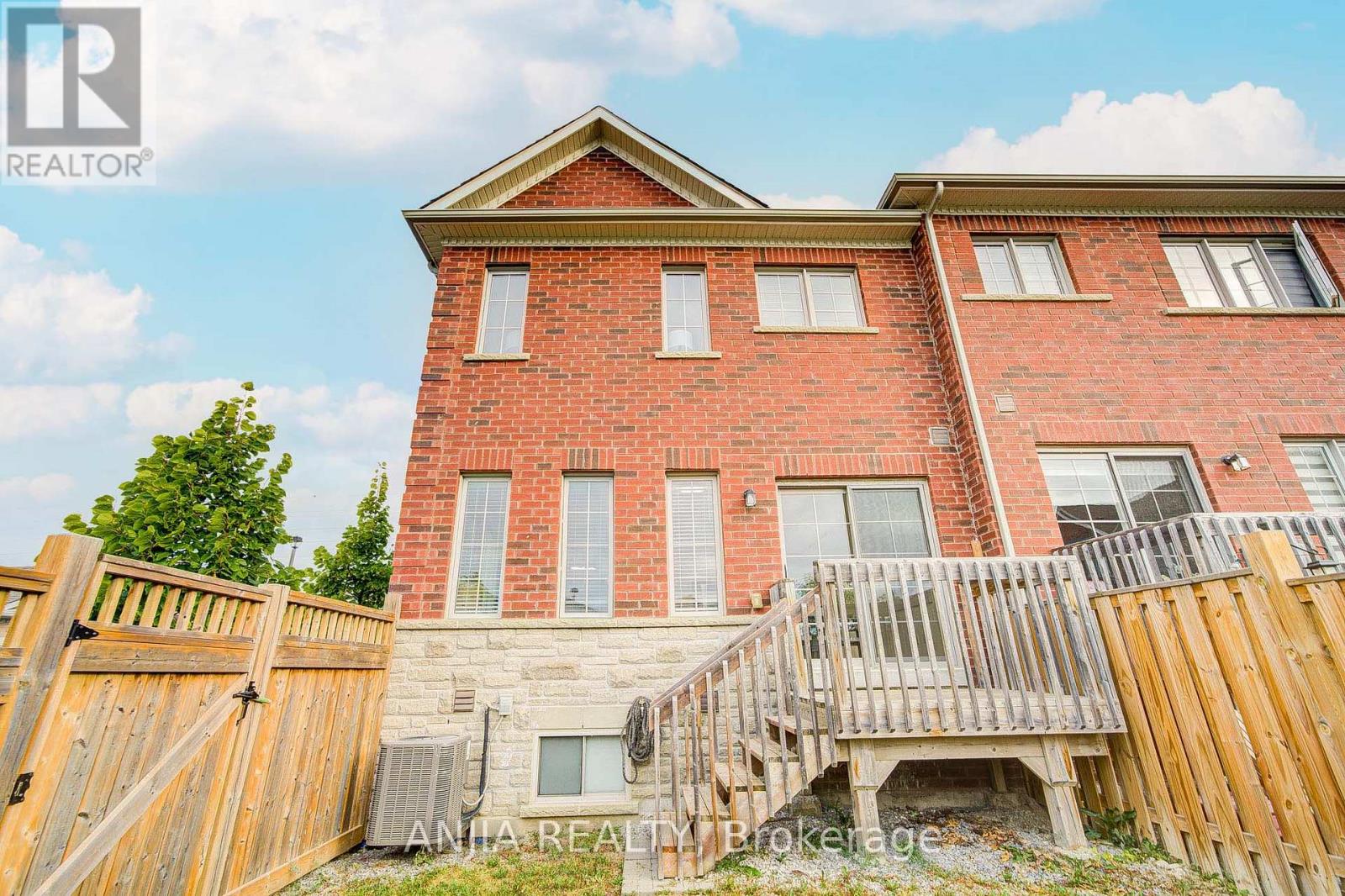 1 Bellflower Lane, Richmond Hill (Oak Ridges Lake Wilcox), Ontario  L4E 1E7 - Photo 50 - N12411983