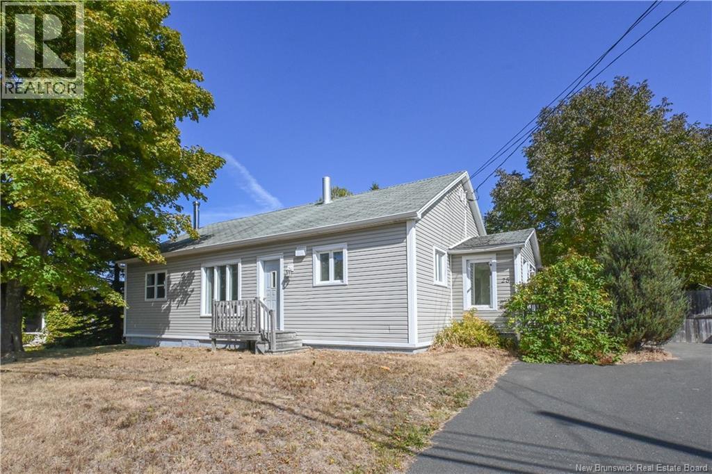 25 rue du Portage Street, Caraquet, New Brunswick