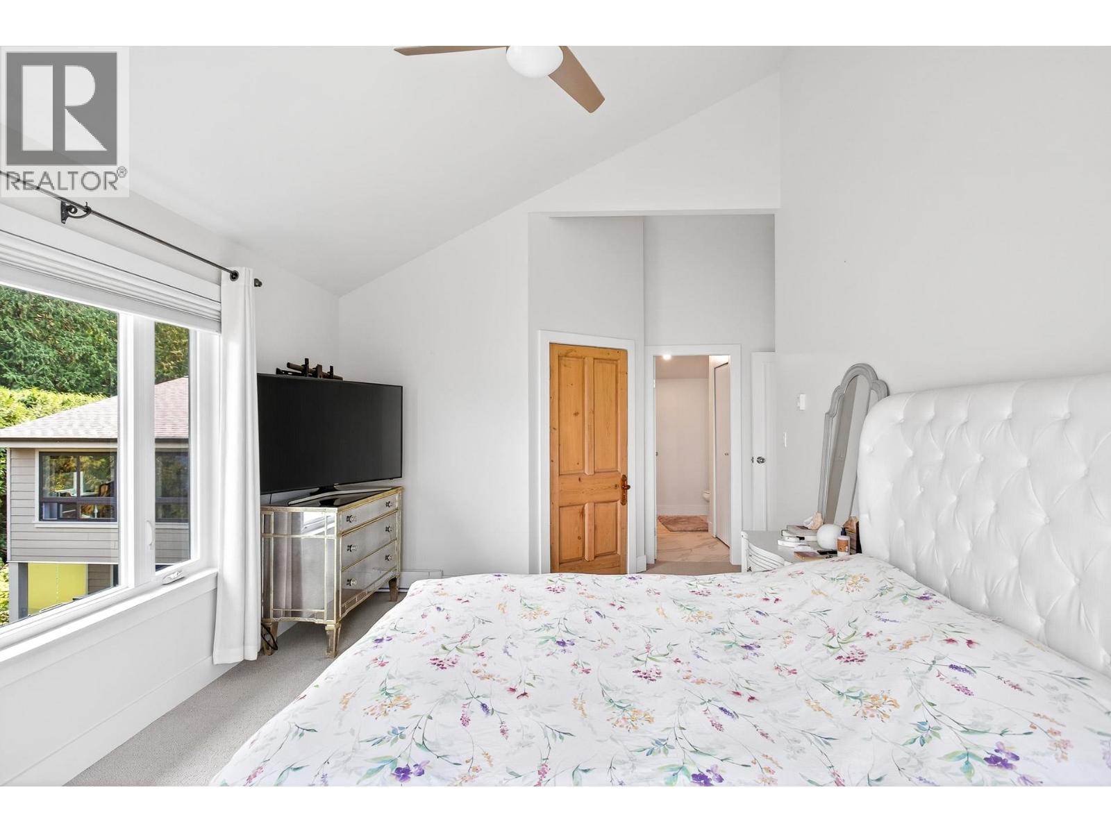 8598 Bedora Place, West Vancouver, British Columbia  V7W 2W4 - Photo 11 - R3049521