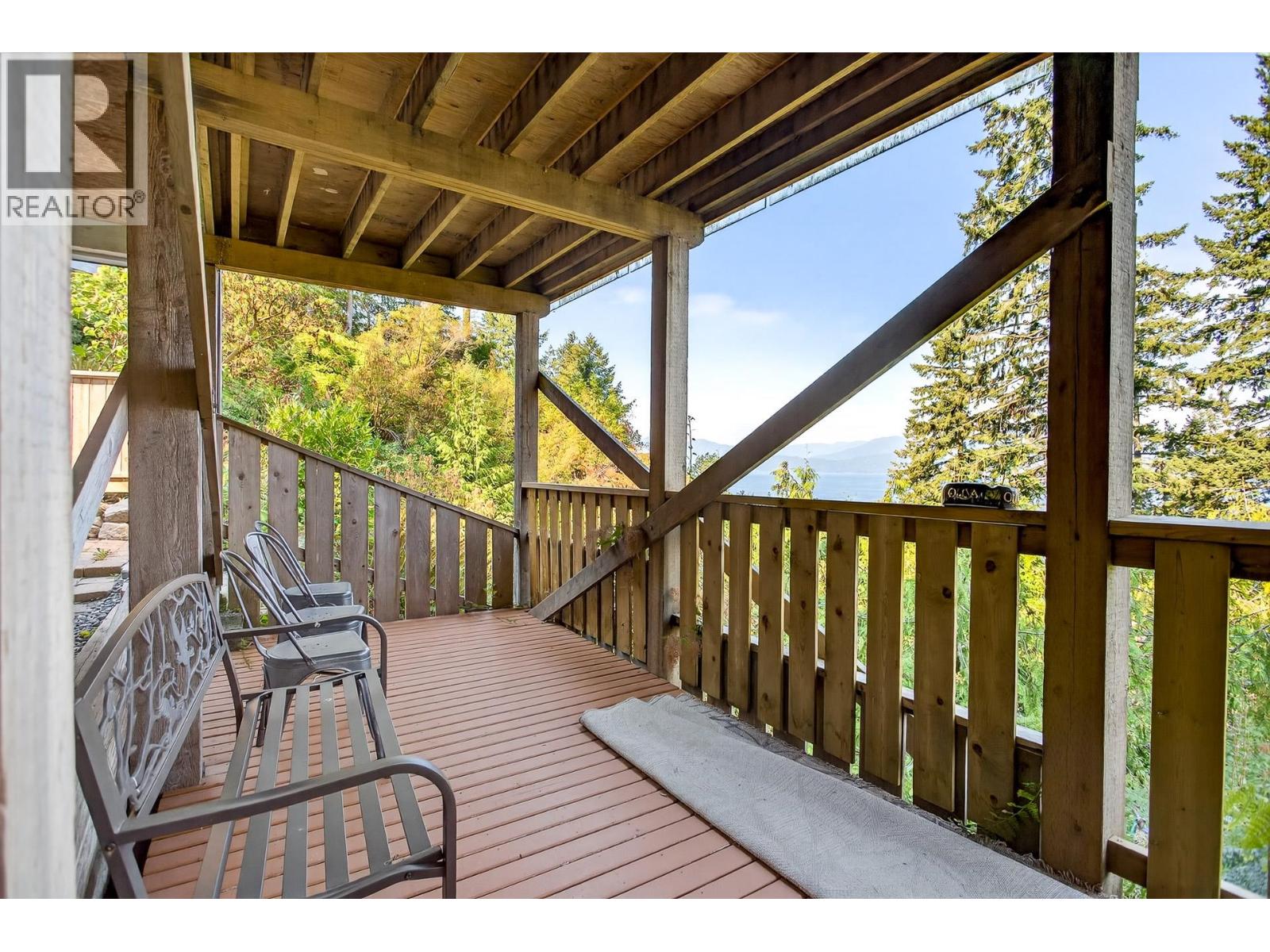 8598 Bedora Place, West Vancouver, British Columbia  V7W 2W4 - Photo 19 - R3049521