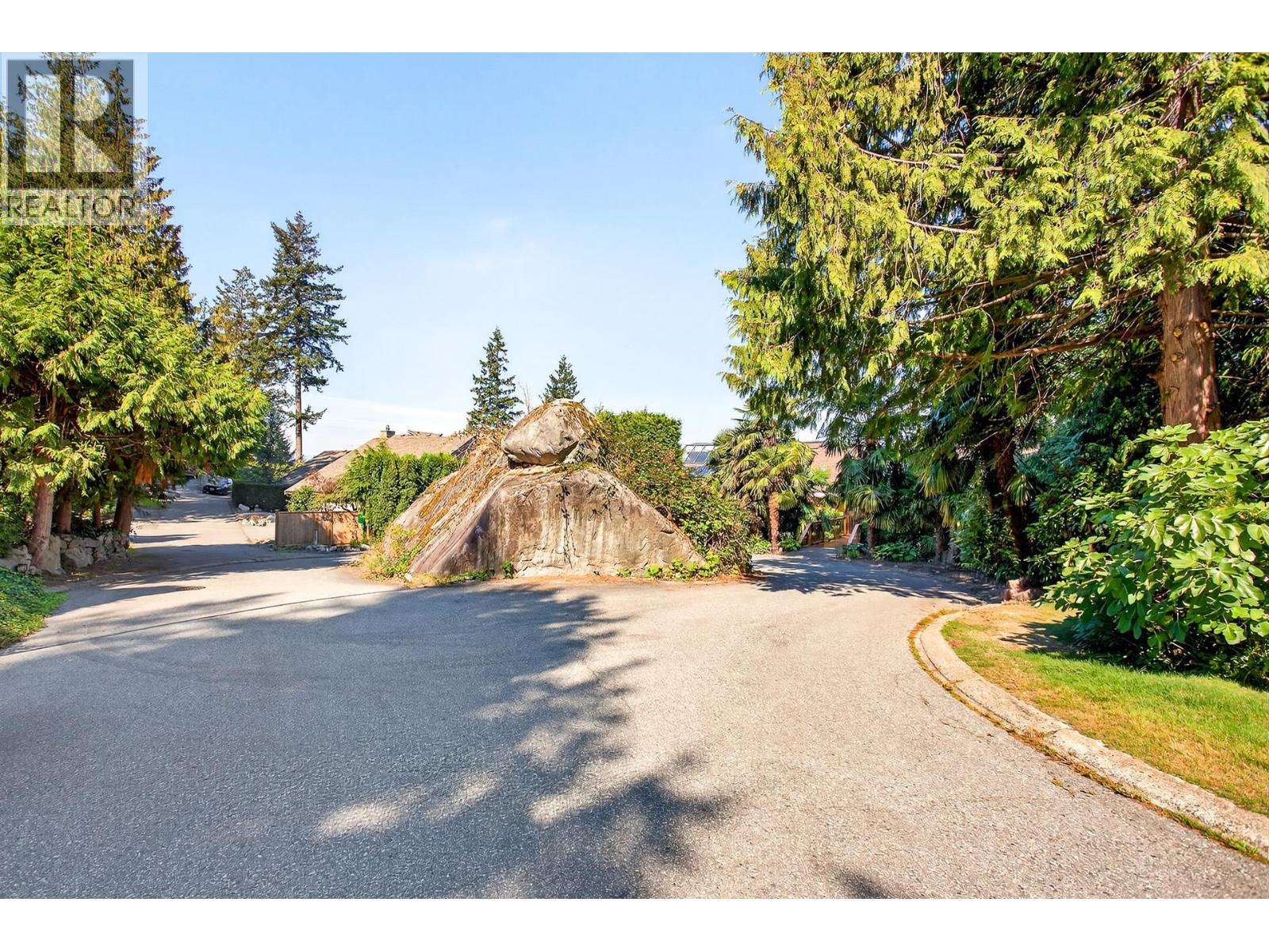 8598 Bedora Place, West Vancouver, British Columbia  V7W 2W4 - Photo 23 - R3049521