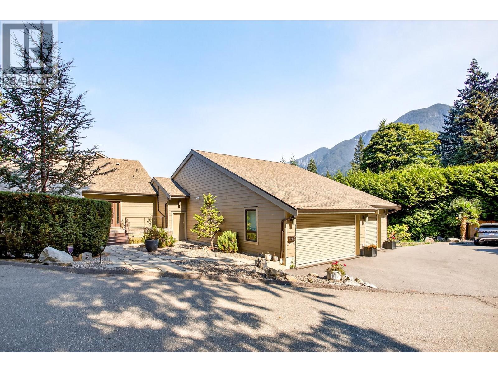 8598 Bedora Place, West Vancouver, British Columbia  V7W 2W4 - Photo 33 - R3049521