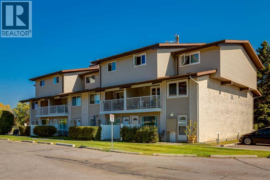 Property at 221, 200 Brookpark Drive SW image 4