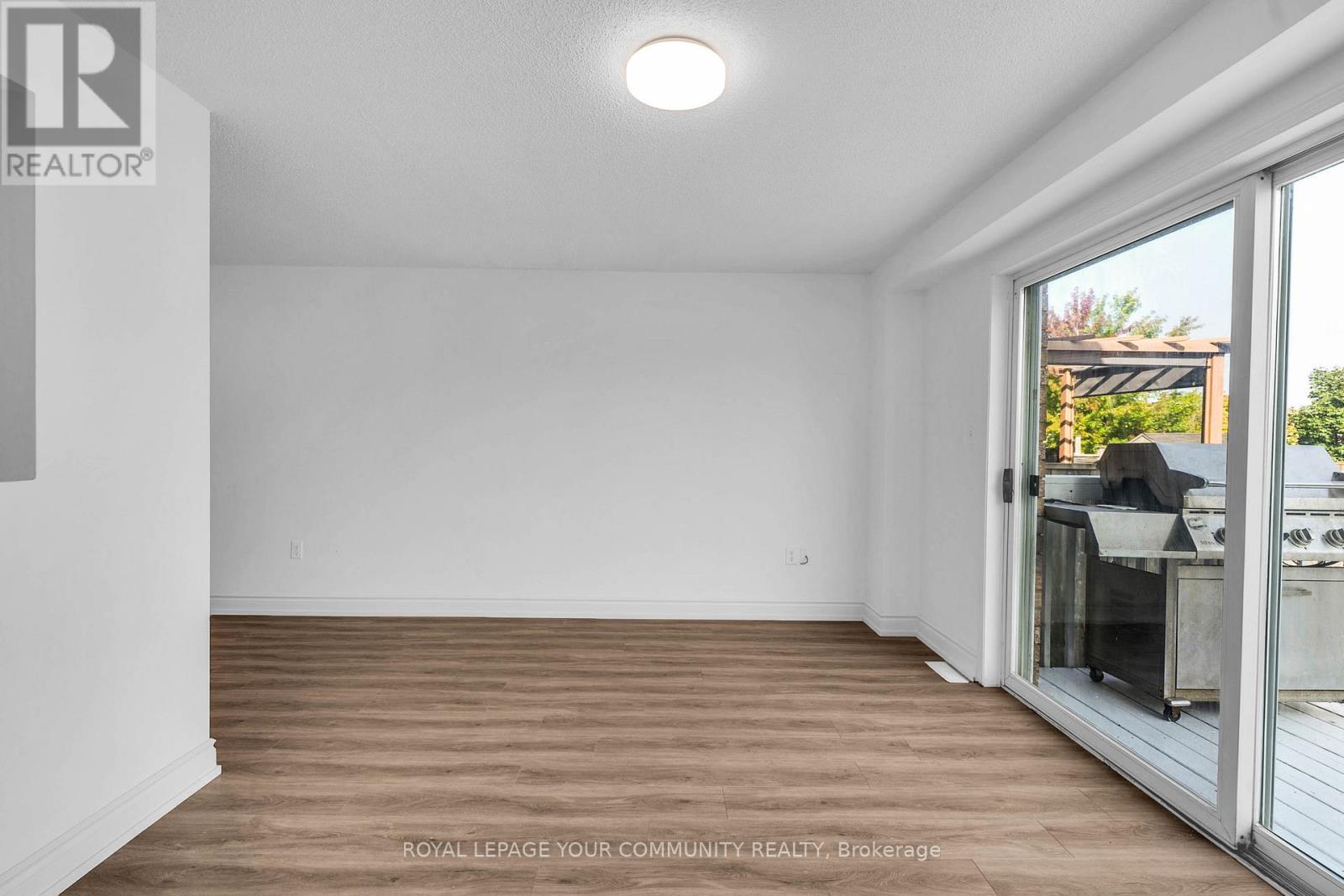 76 Cheltenham Road, Barrie, Ontario  L4M 6S7 - Photo 10 - S12411874