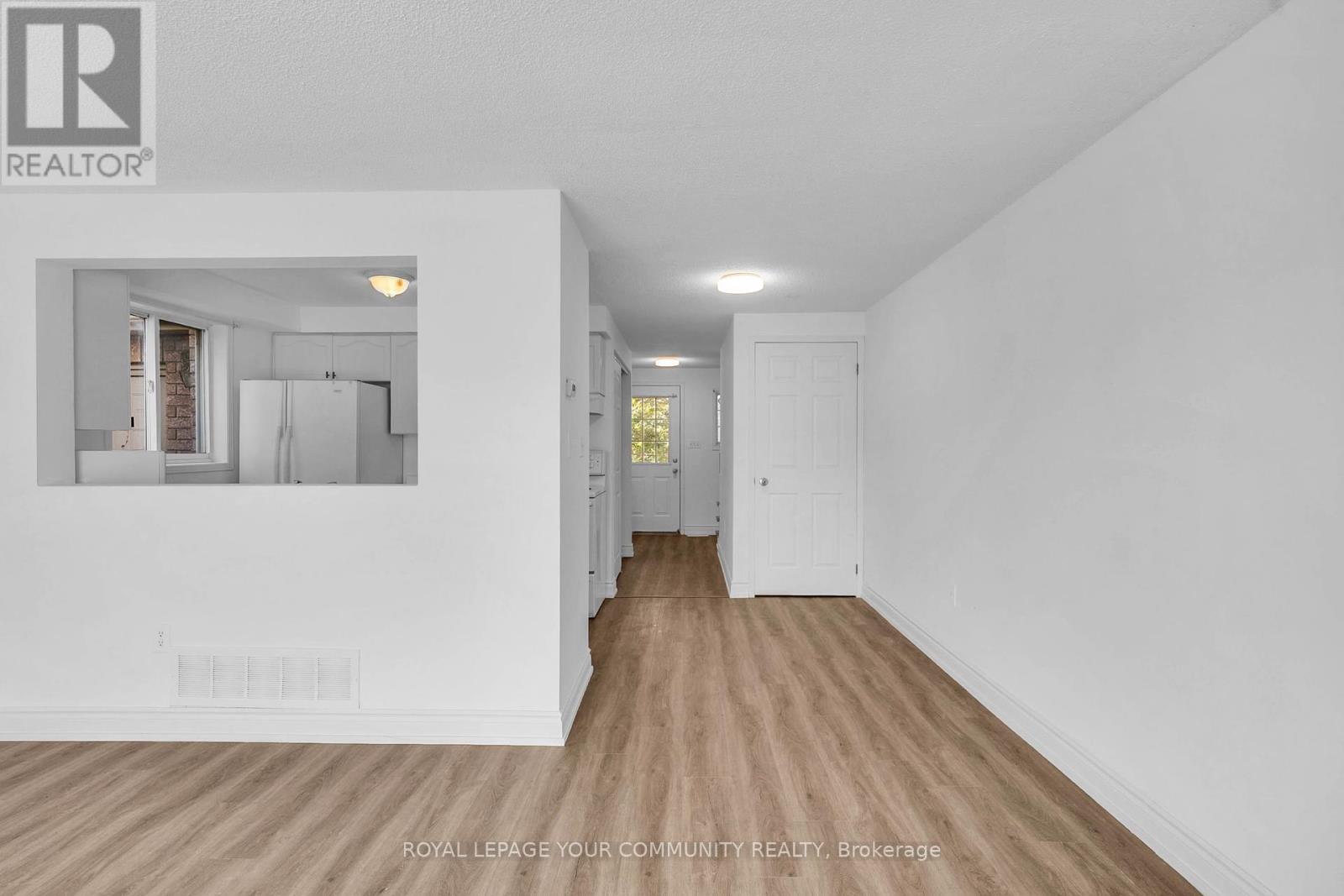 76 Cheltenham Road, Barrie, Ontario  L4M 6S7 - Photo 7 - S12411874