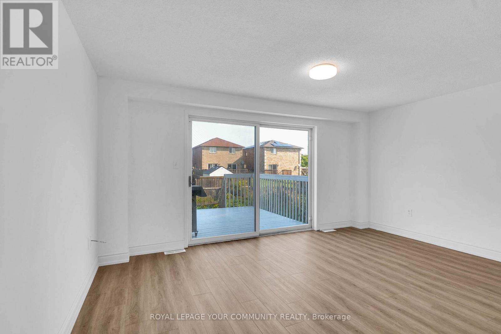 76 Cheltenham Road, Barrie, Ontario  L4M 6S7 - Photo 8 - S12411874