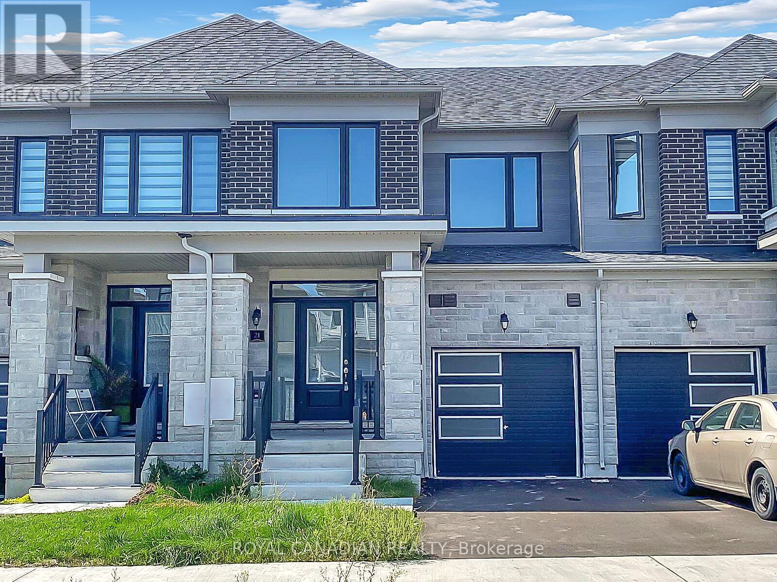 21 Tamworth Terrace, Barrie, Ontario  L9S 2Z8 - Photo 2 - S12412045