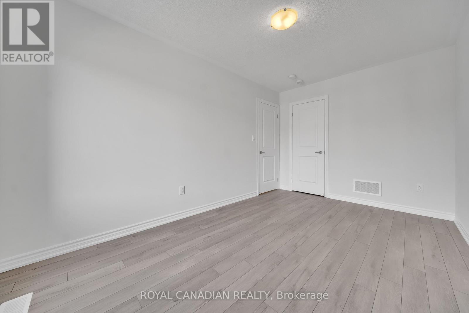 21 Tamworth Terrace, Barrie, Ontario  L9S 2Z8 - Photo 33 - S12412045