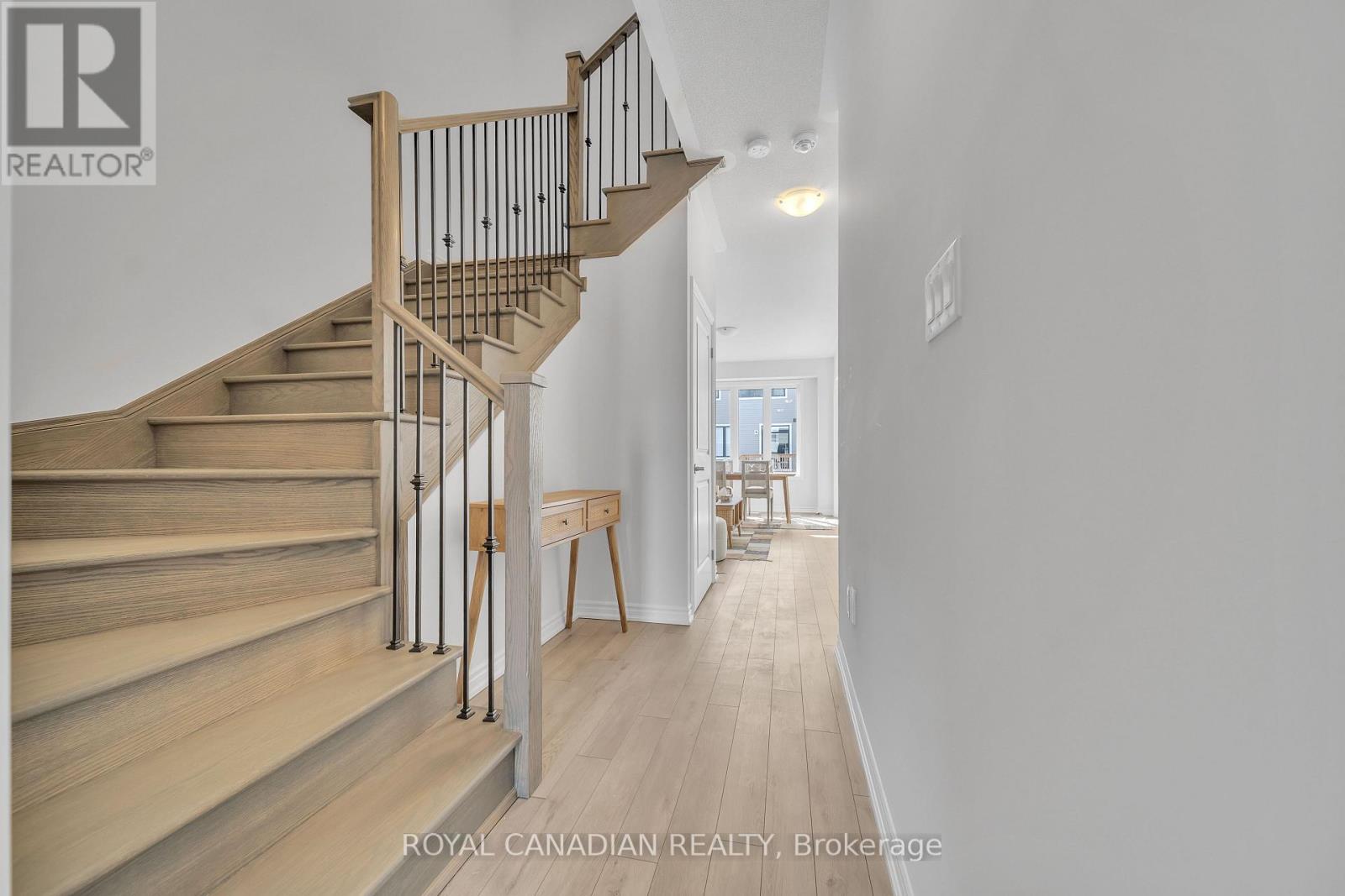 21 Tamworth Terrace, Barrie, Ontario  L9S 2Z8 - Photo 8 - S12412045