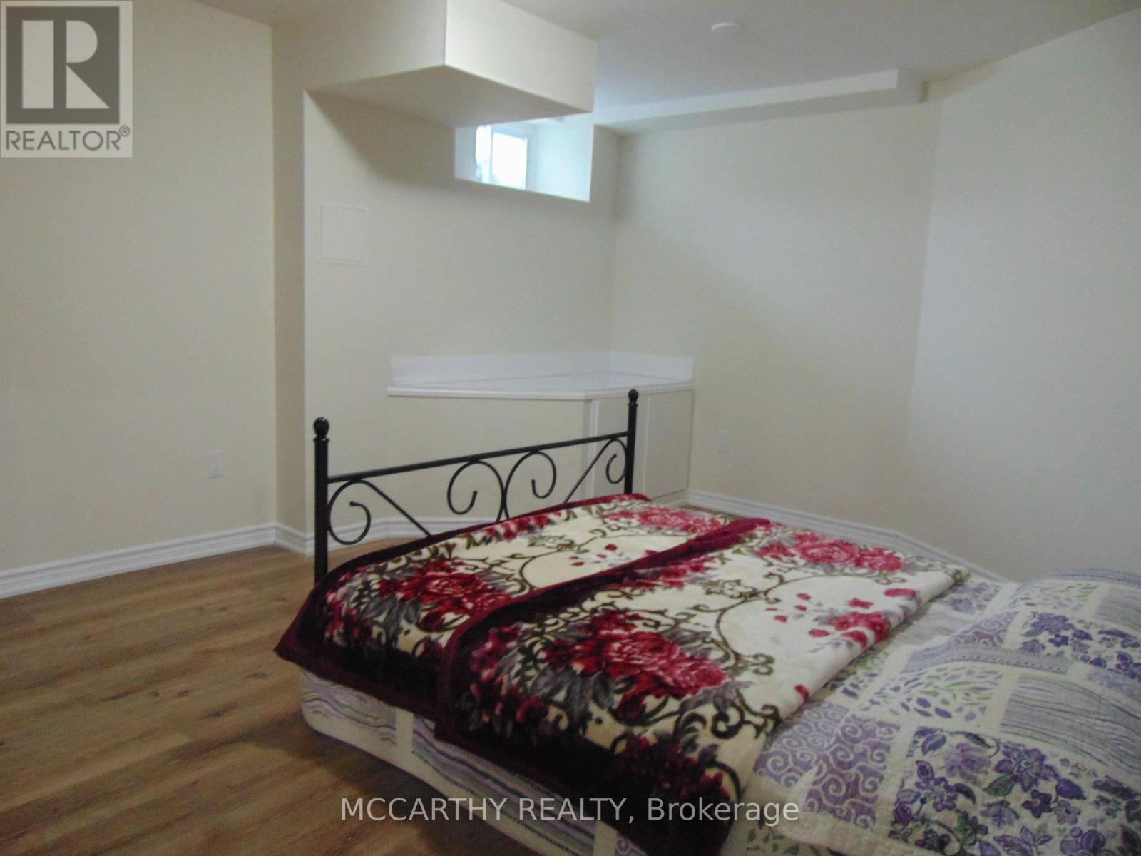6196 County 9 Road, Clearview, Ontario  L0M 1N0 - Photo 14 - S12412046