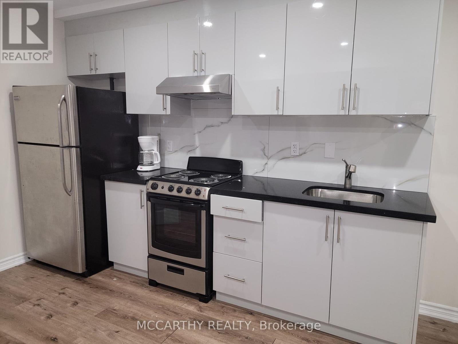 6196 County 9 Road, Clearview, Ontario  L0M 1N0 - Photo 7 - S12412046