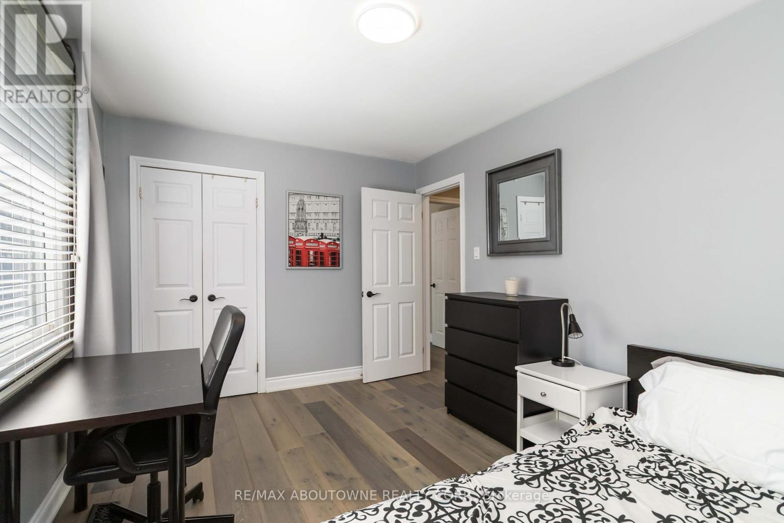 2485 Woburn Crescent, Oakville, Ontario  L6L 5E8 - Photo 17 - W12411865