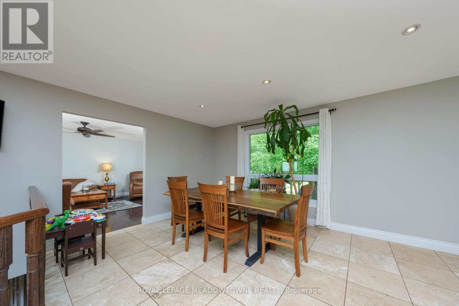 1 Cassidy Lane, Caledon, Ontario  L7C 1P5 - Photo 12 - W12411877