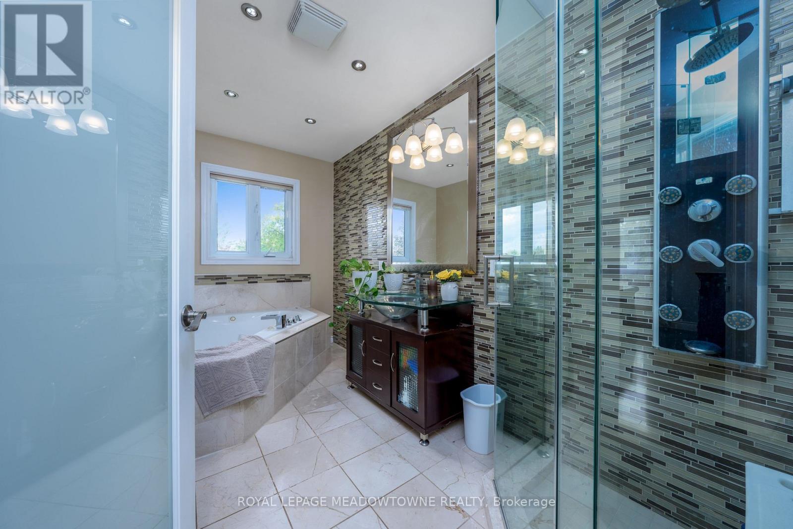 1 Cassidy Lane, Caledon, Ontario  L7C 1P5 - Photo 24 - W12411877