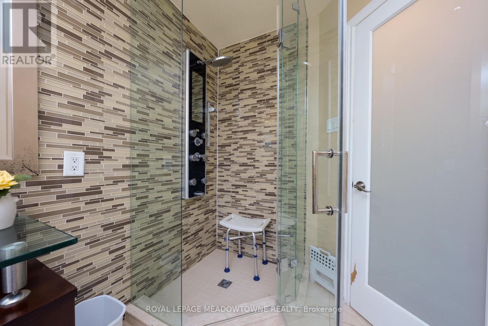 1 Cassidy Lane, Caledon, Ontario  L7C 1P5 - Photo 26 - W12411877