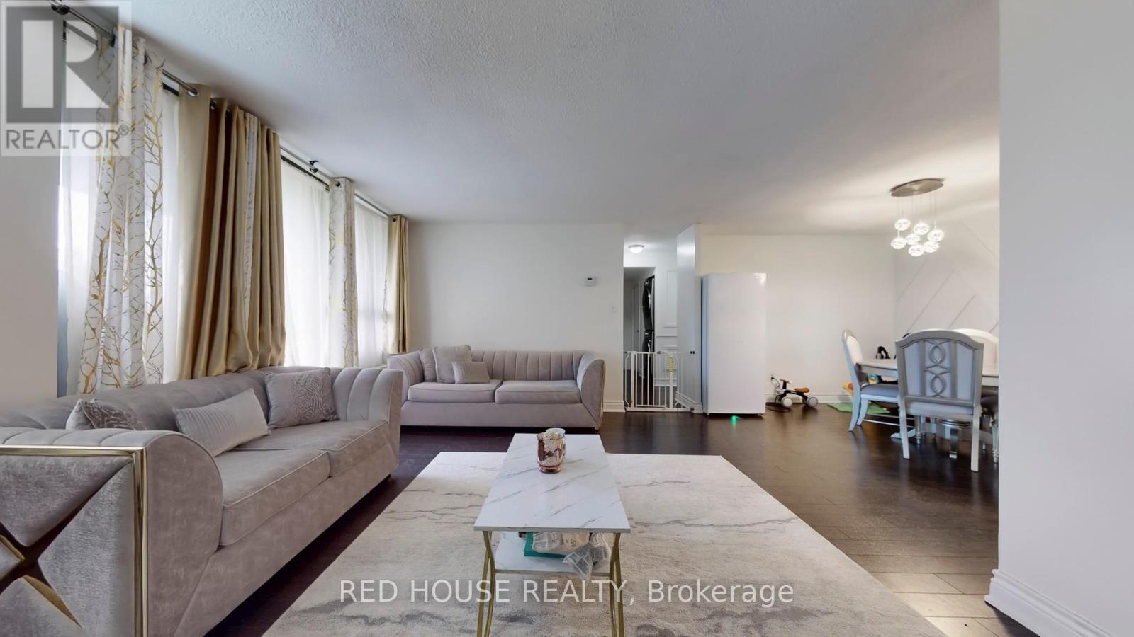 413 - 50 Mississauga Valley Boulevard, Mississauga, Ontario  L5A 3S2 - Photo 4 - W12411893