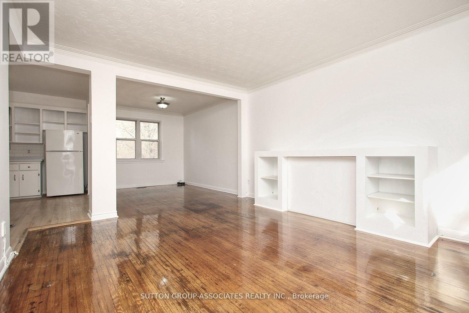 2nd Fl. - 134 Grand Avenue, Toronto, Ontario  M8Y 2Z5 - Photo 14 - W12411978