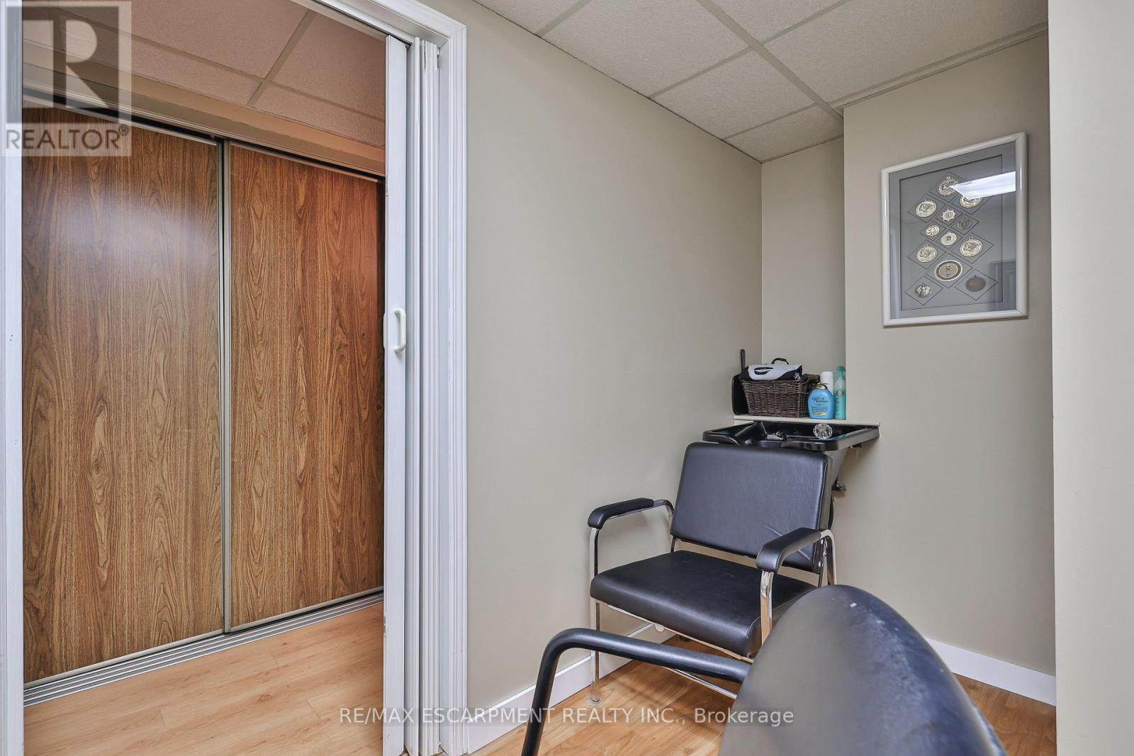 132 - 895 Maple Avenue, Burlington, Ontario  L7S 2H7 - Photo 19 - W12411992