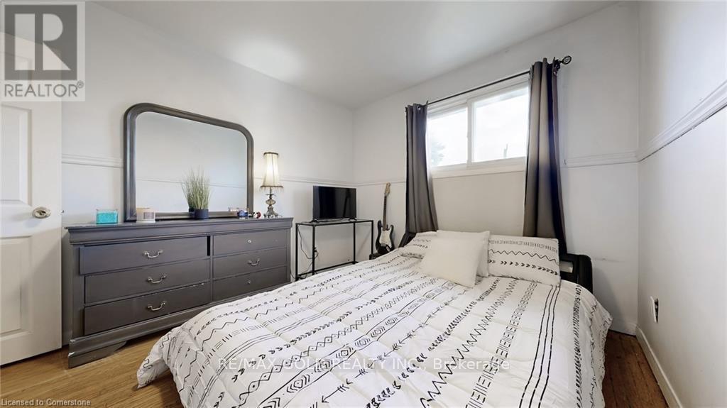 28 Navenby Crescent, Toronto, Ontario  M9L 1B2 - Photo 28 - W12412038