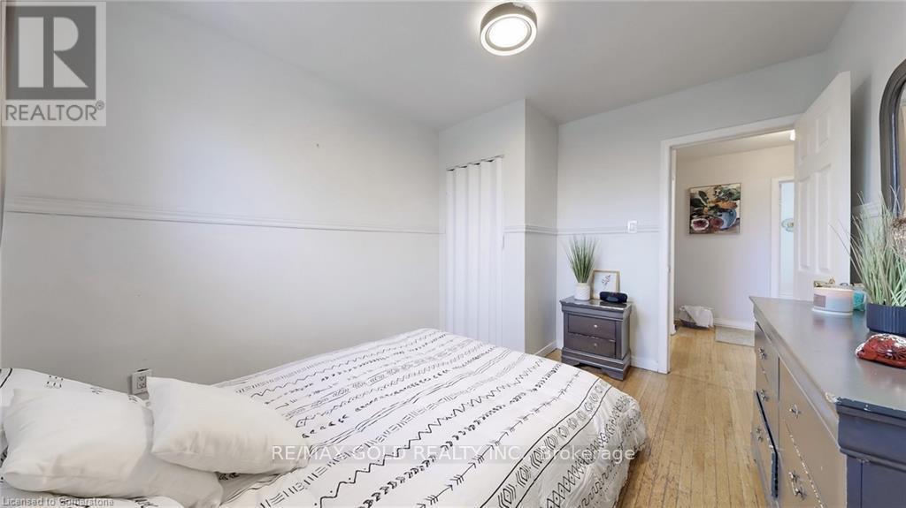 28 Navenby Crescent, Toronto, Ontario  M9L 1B2 - Photo 29 - W12412038