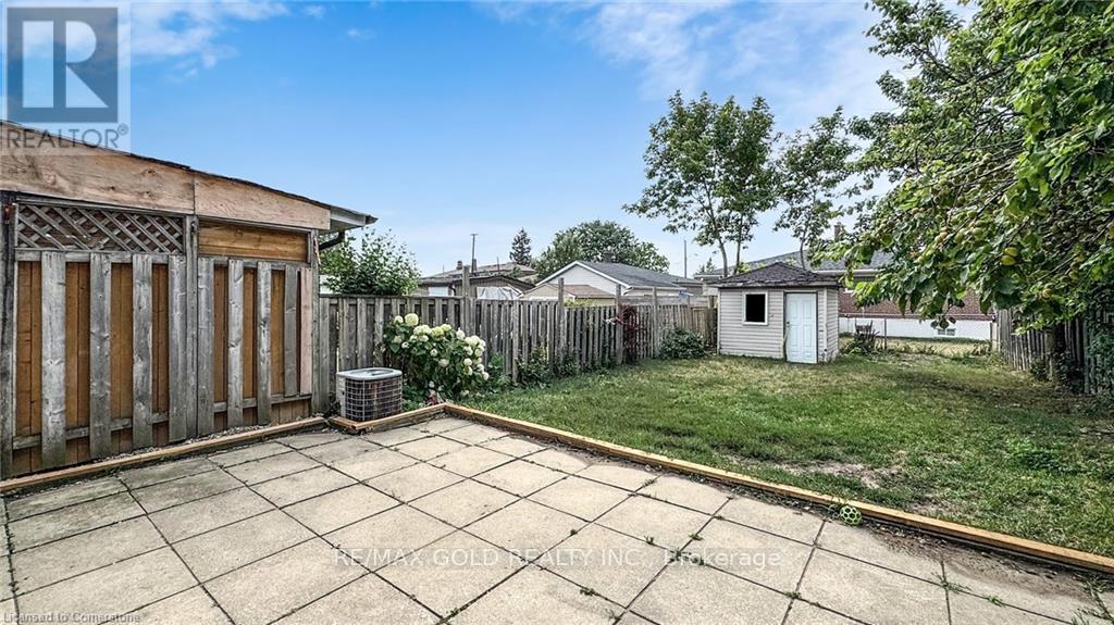 28 Navenby Crescent, Toronto, Ontario  M9L 1B2 - Photo 43 - W12412038