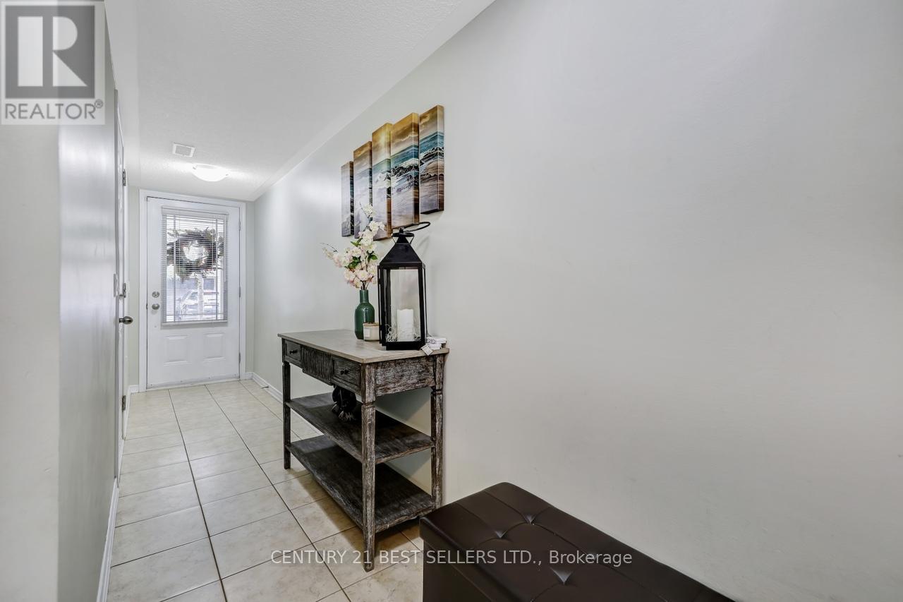 52 - 6625 Falconer Drive, Mississauga, Ontario  L5N 0C7 - Photo 9 - W12412062