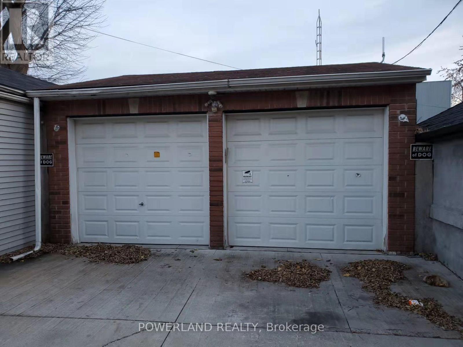 Main - 76 Teignmouth Avenue, Toronto, Ontario  M6E 1S9 - Photo 13 - W12349474