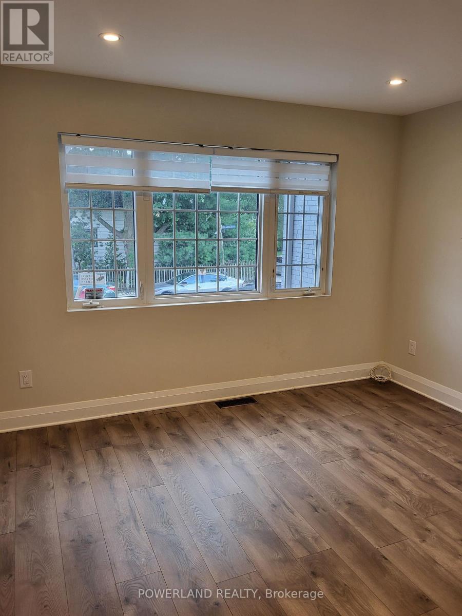 Main - 76 Teignmouth Avenue, Toronto, Ontario  M6E 1S9 - Photo 7 - W12349474