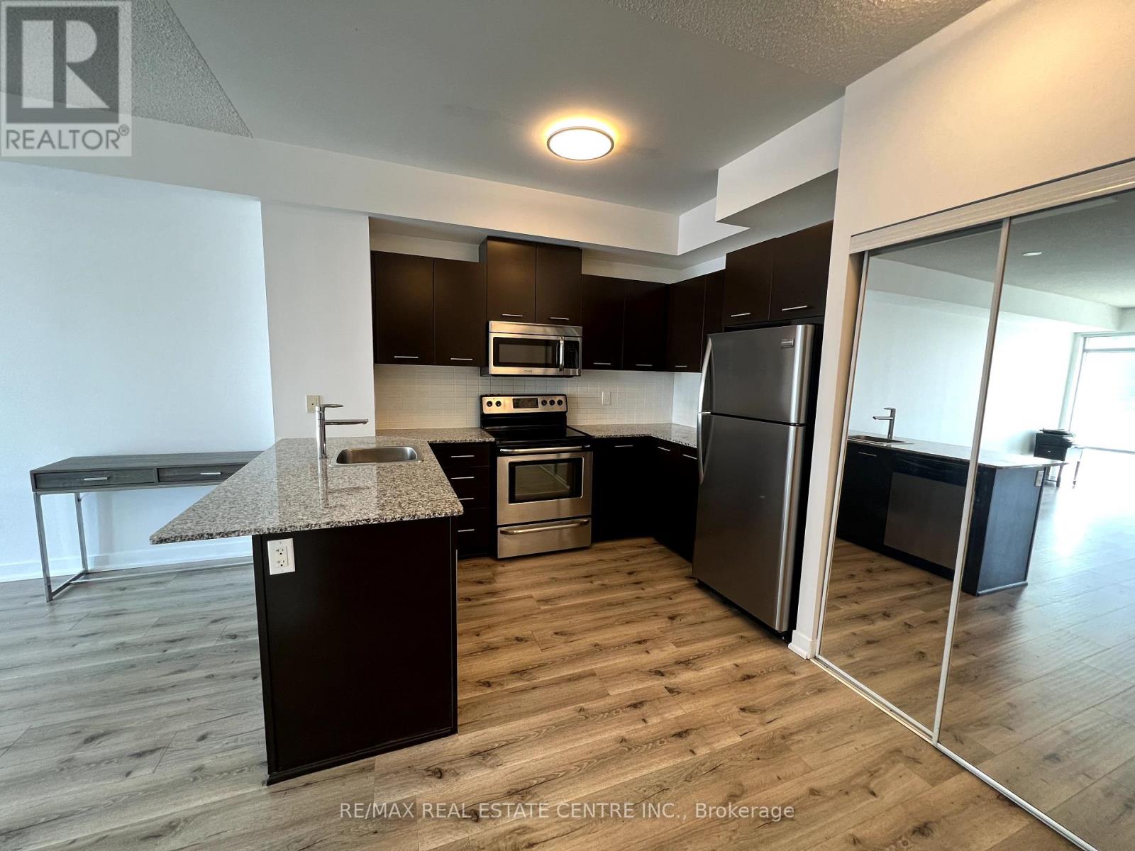 1006 - 365 Prince Of Wales Drive, Mississauga, Ontario  L5B 0G6 - Photo 1 - W12411424