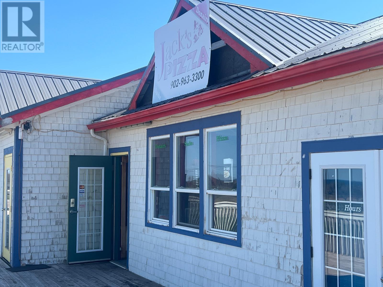 8989 Cavendish Road, Cavendish, Prince Edward Island  C0A 1N0 - Photo 4 - 202523695