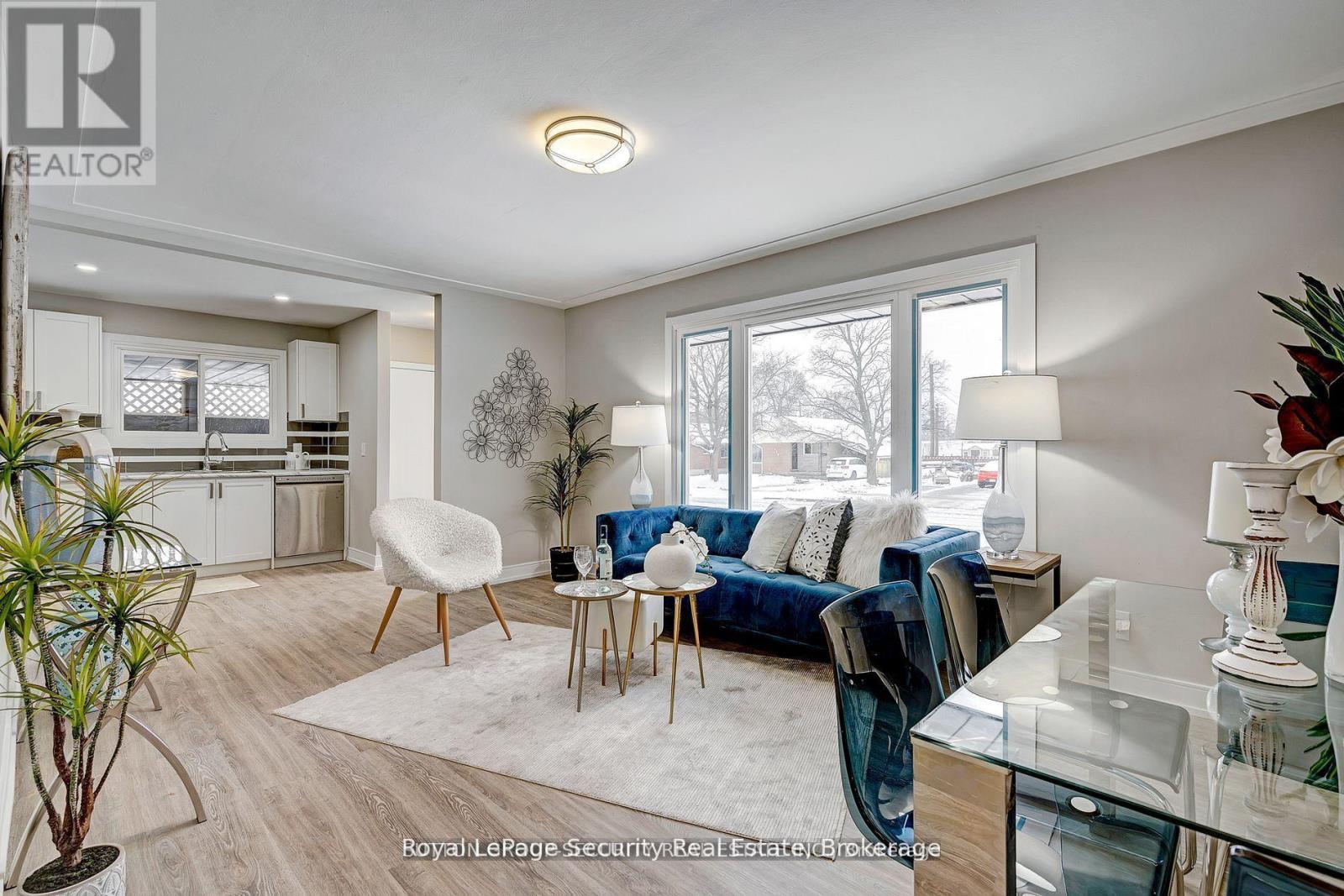 183 Sekura Street, Cambridge, Ontario  N1R 3R2 - Photo 11 - X12264259