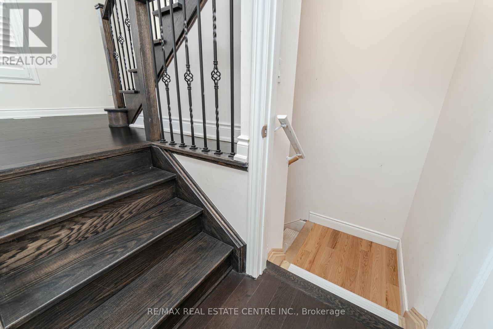 84 Heming Trail, Hamilton, Ontario  L9K 0H8 - Photo 17 - X12411763