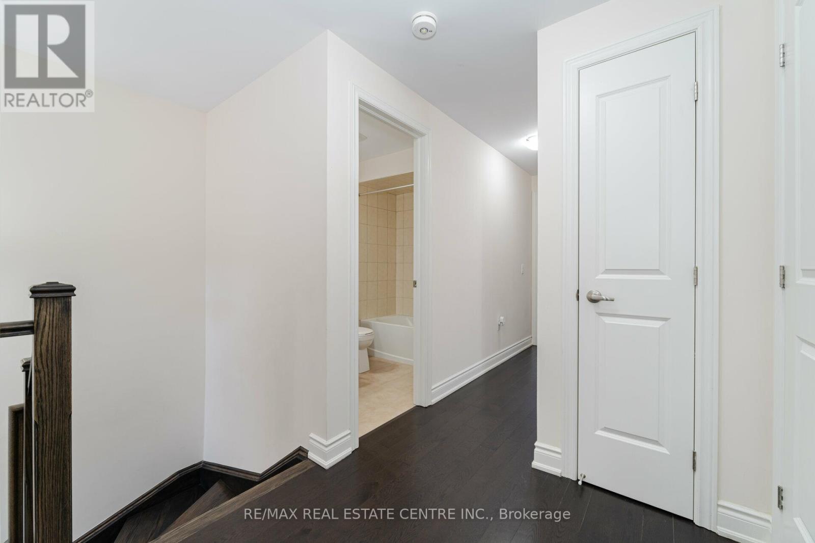 84 Heming Trail, Hamilton, Ontario  L9K 0H8 - Photo 31 - X12411763