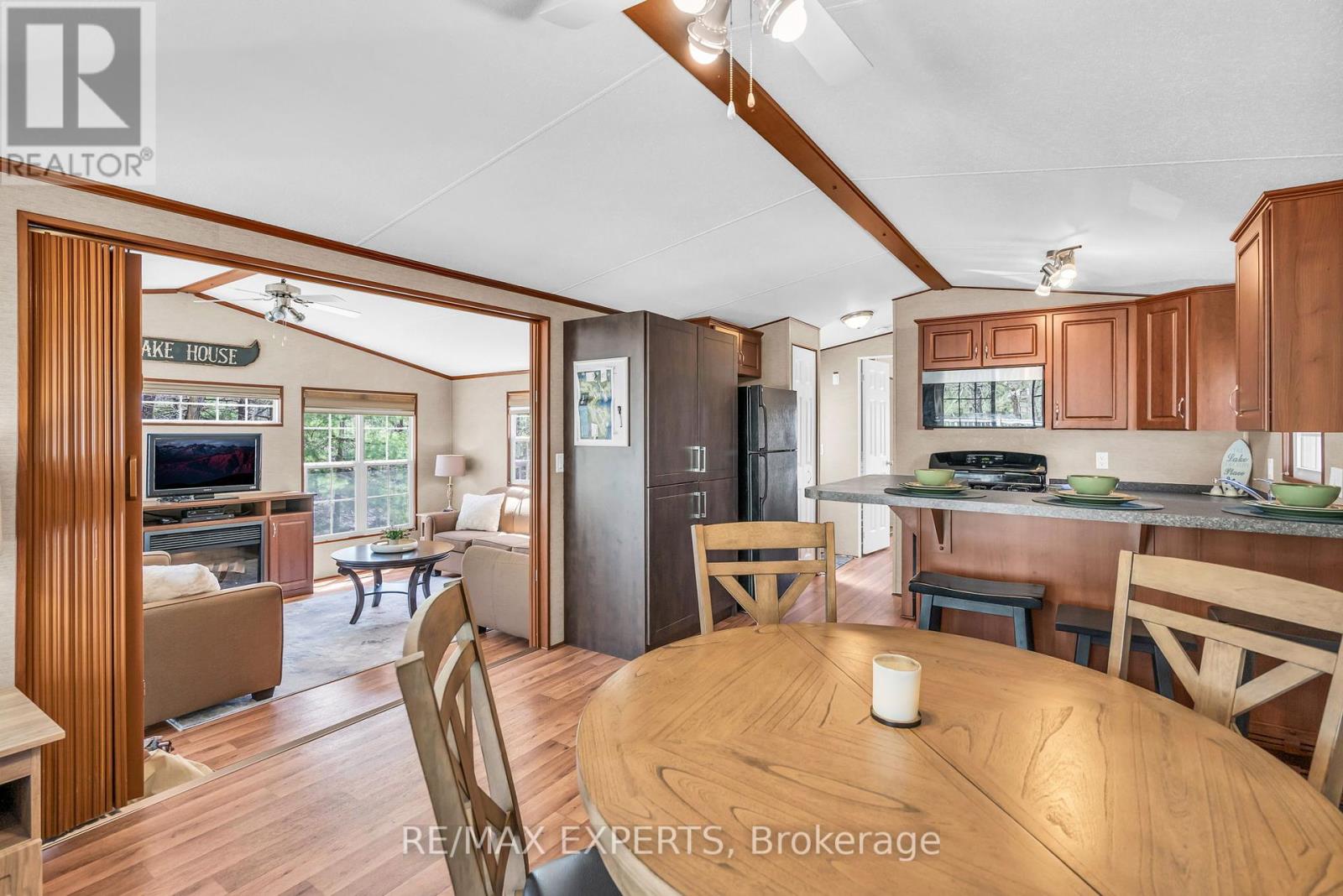 8 - 1336 S Morrison Lake Road, Gravenhurst, Ontario  P0E 1G0 - Photo 18 - X12275841