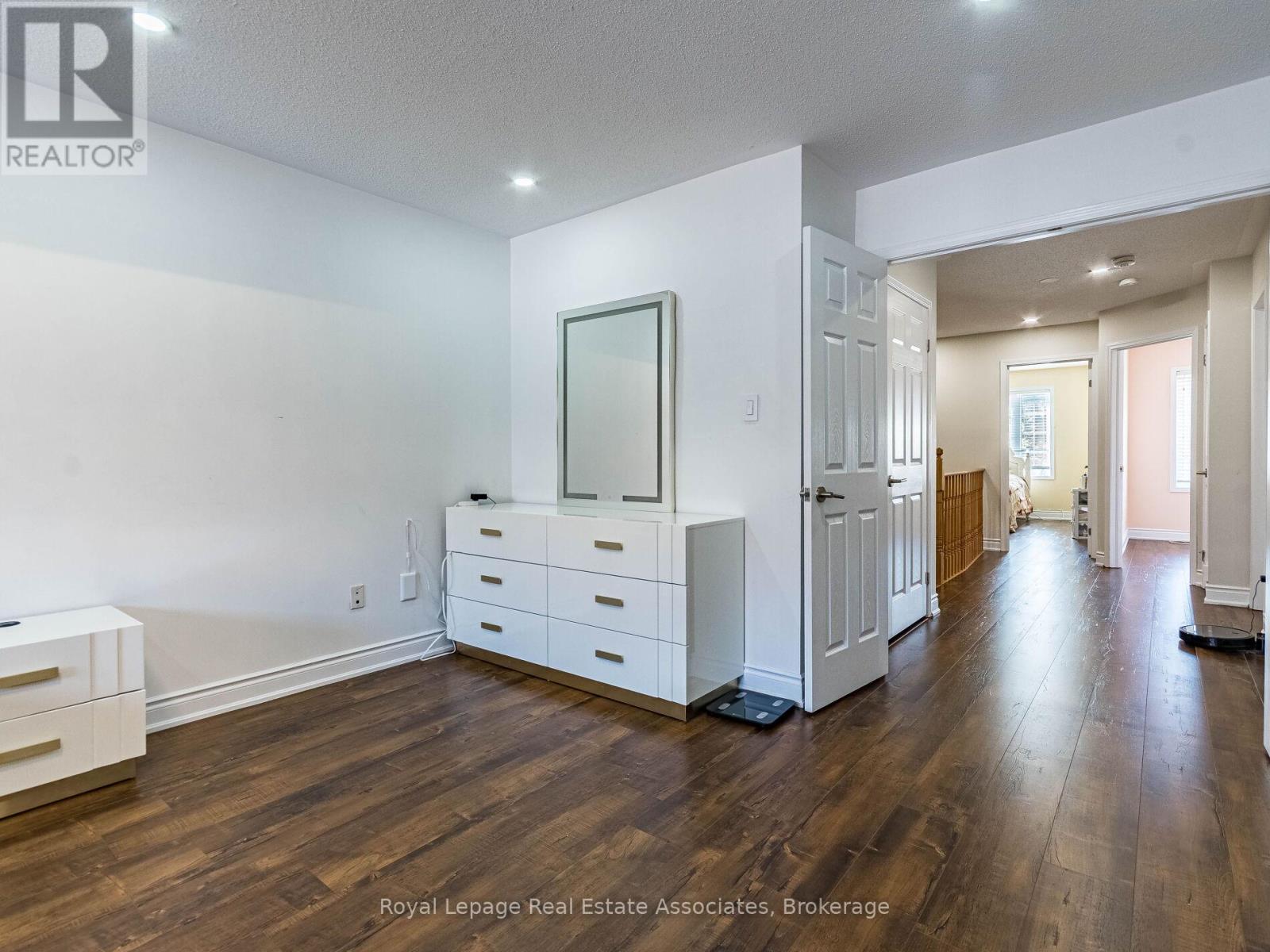 119 - 110 Highland Road E, Kitchener, Ontario  N2M 3S1 - Photo 19 - X12411864