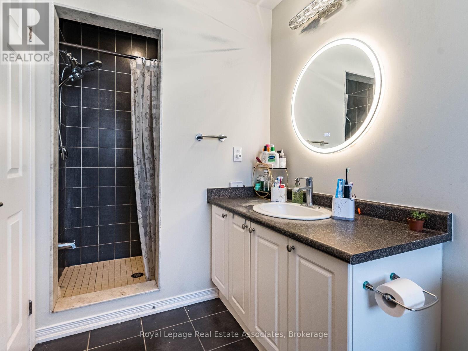 119 - 110 Highland Road E, Kitchener, Ontario  N2M 3S1 - Photo 22 - X12411864