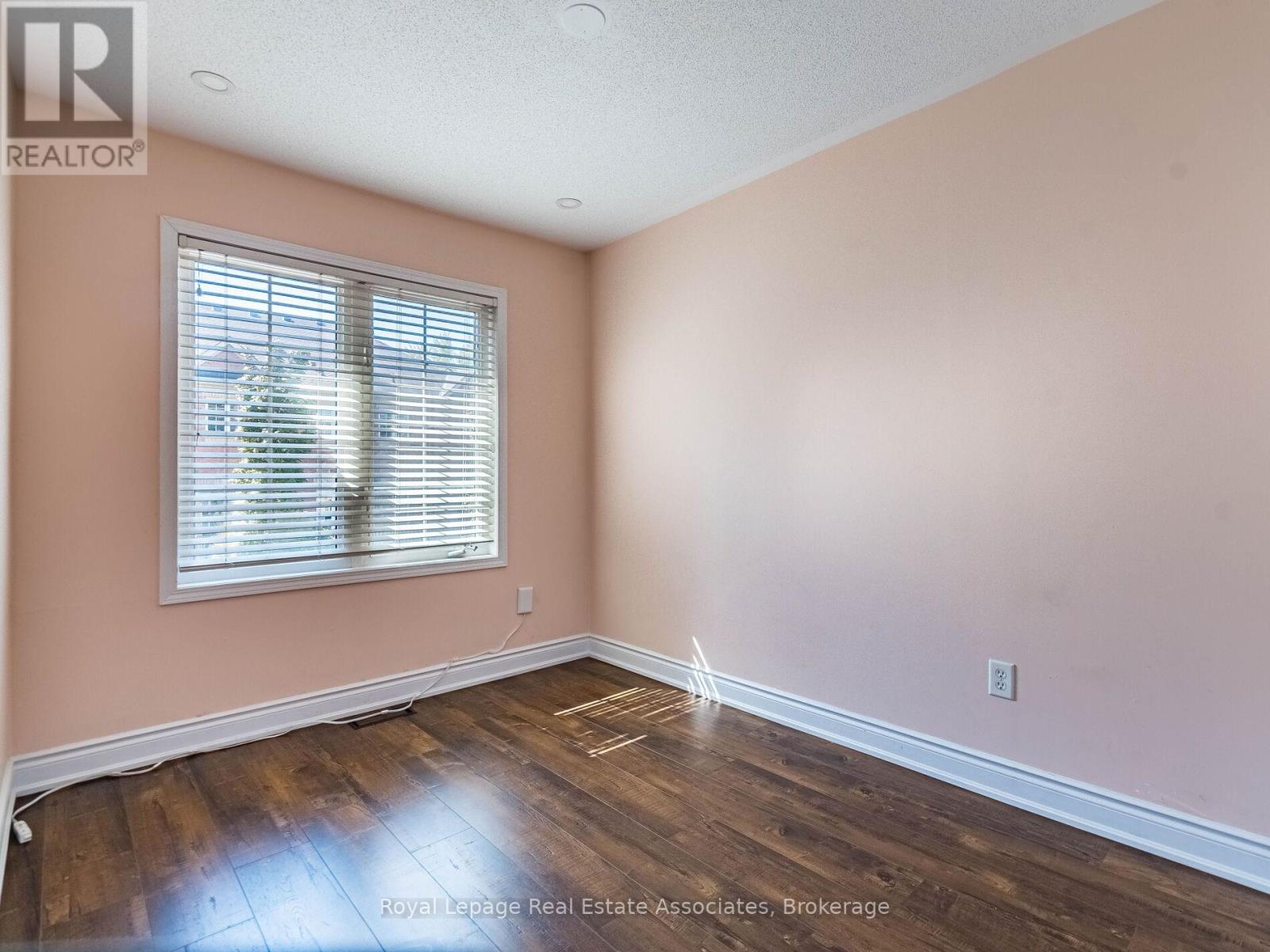 119 - 110 Highland Road E, Kitchener, Ontario  N2M 3S1 - Photo 42 - X12411864