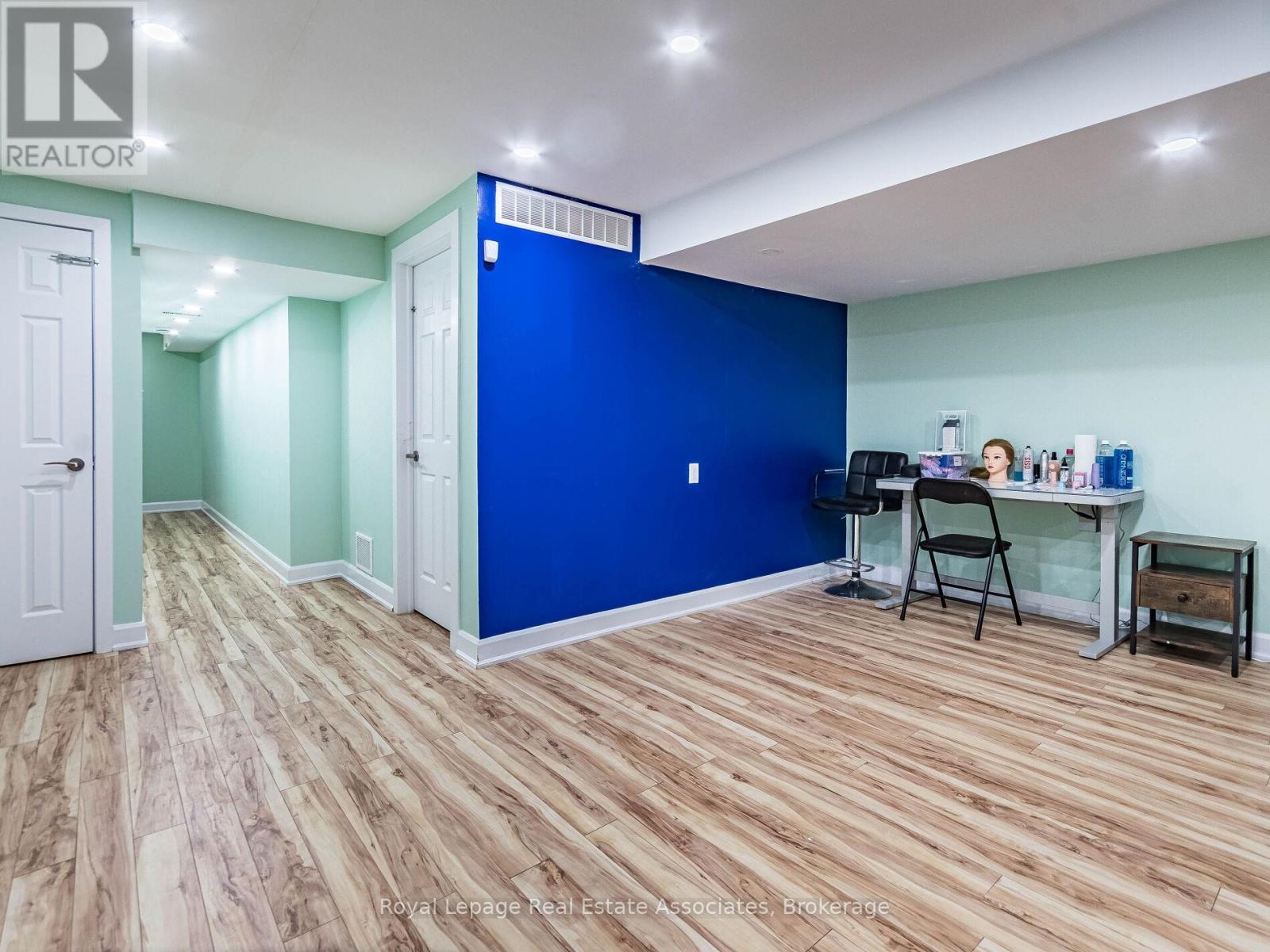 119 - 110 Highland Road E, Kitchener, Ontario  N2M 3S1 - Photo 46 - X12411864