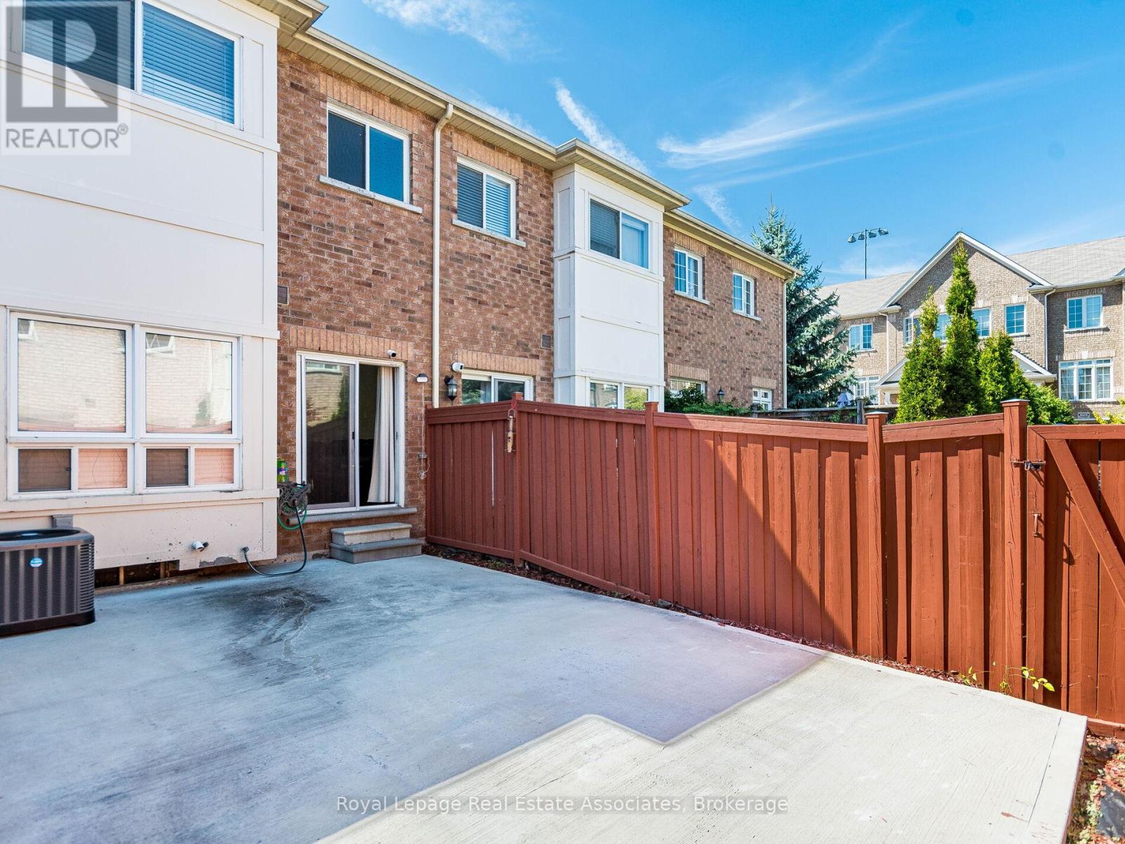 119 - 110 Highland Road E, Kitchener, Ontario  N2M 3S1 - Photo 48 - X12411864