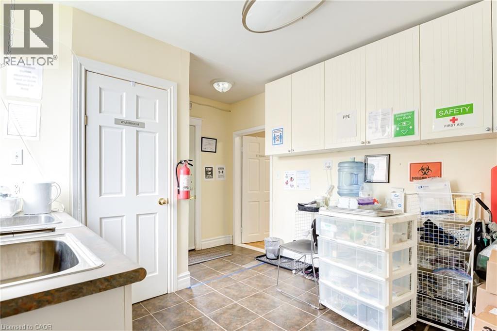 1405 King Street E, Cambridge, Ontario  N3H 3R3 - Photo 16 - 40771293