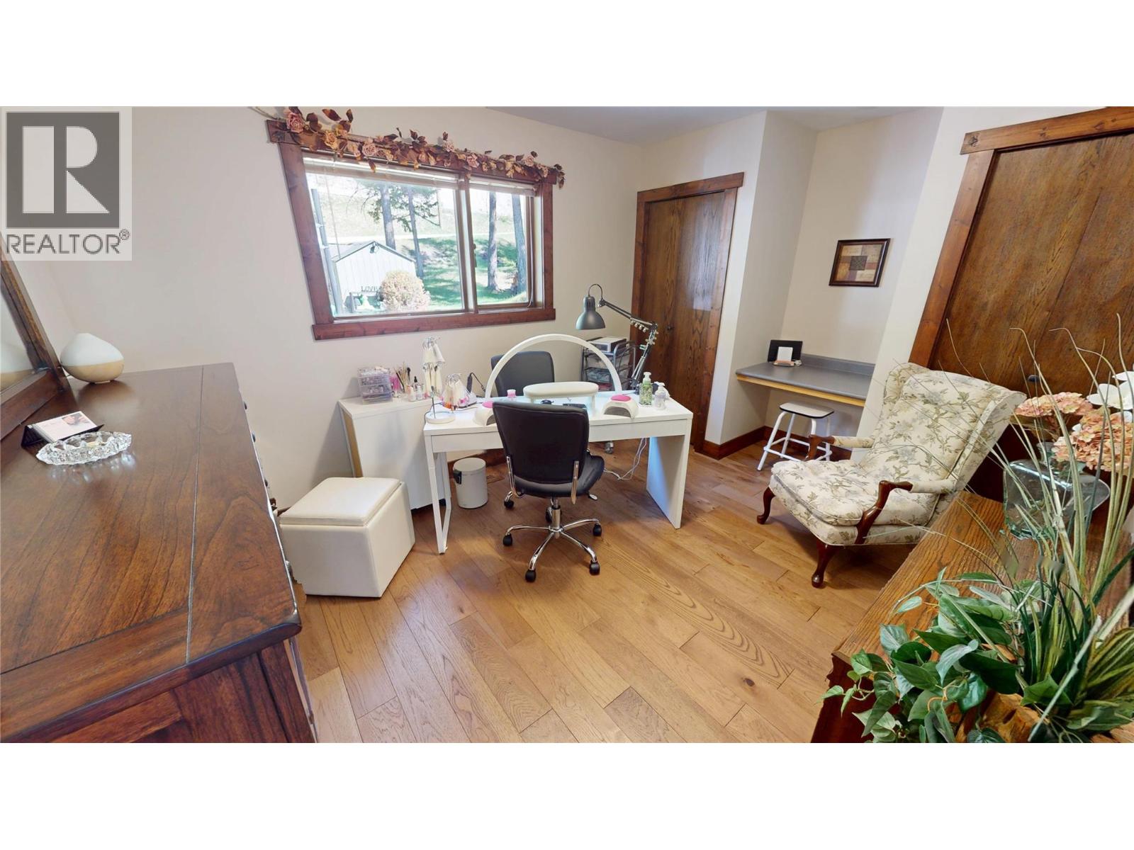 8380 Richardson Crescent, Canal Flats, British Columbia  V0B 1B0 - Photo 13 - 10362810