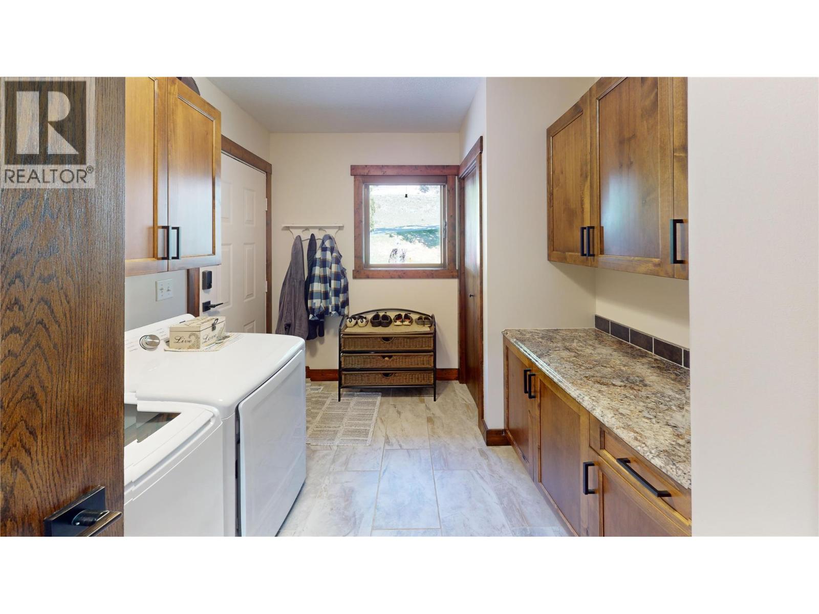 8380 Richardson Crescent, Canal Flats, British Columbia  V0B 1B0 - Photo 28 - 10362810