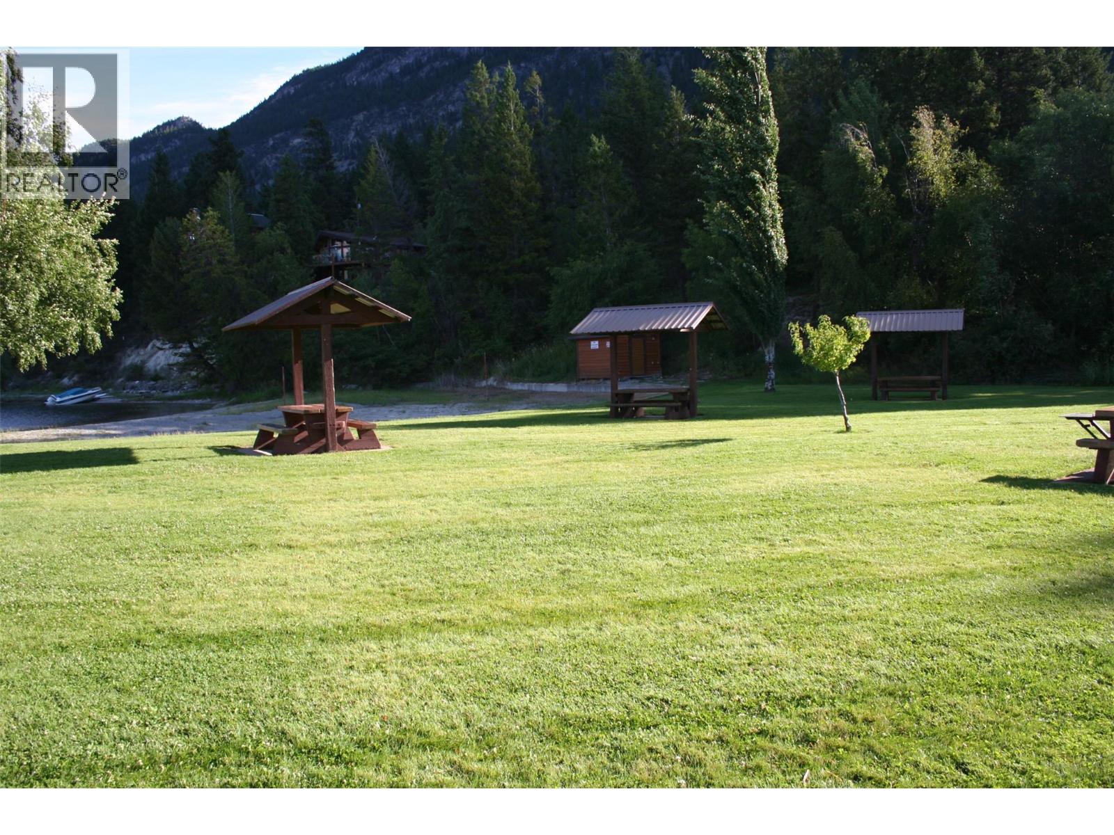 8380 Richardson Crescent, Canal Flats, British Columbia  V0B 1B0 - Photo 40 - 10362810