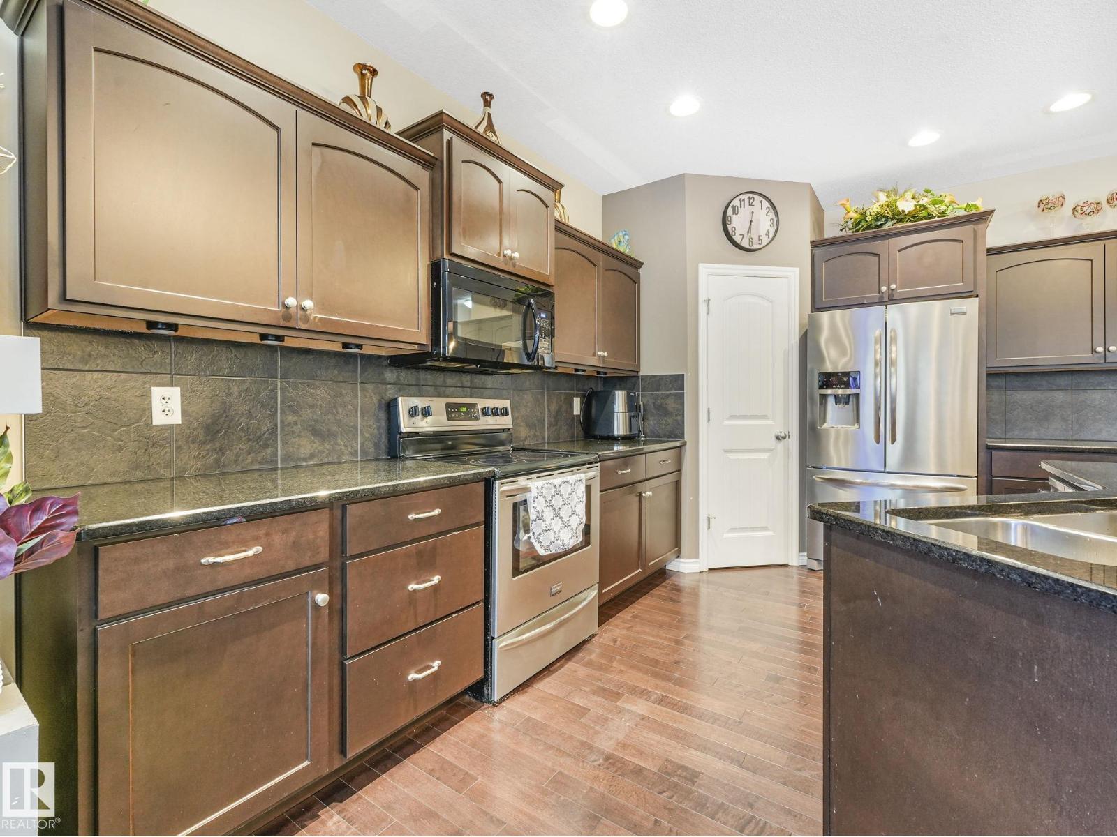 6126 17a Av Sw, Edmonton, Alberta  T6X 0W2 - Photo 14 - E4458319