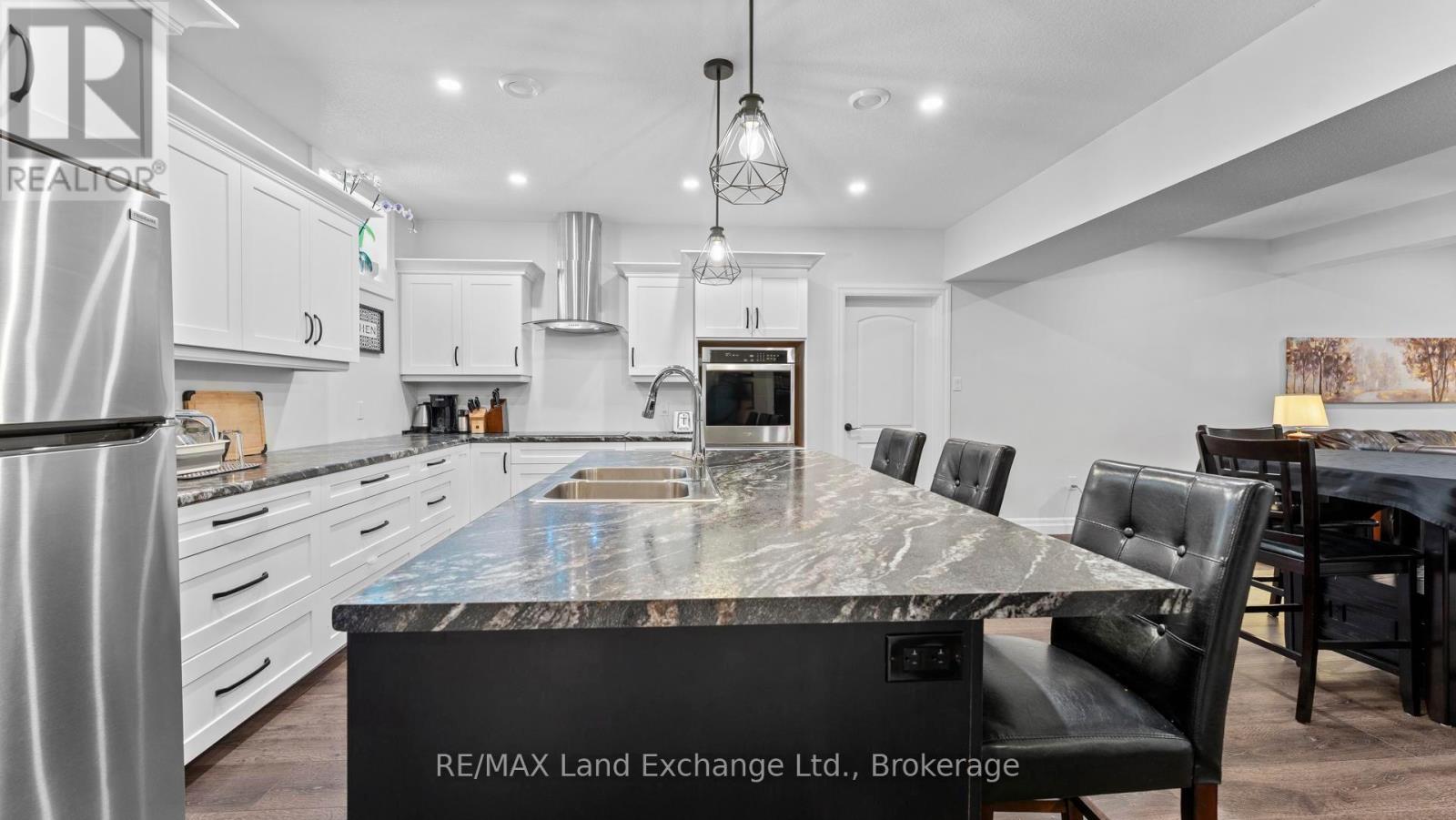 939 Bogdanovic Way, Huron-Kinloss, Ontario  N2Z 0H4 - Photo 33 - X12412247